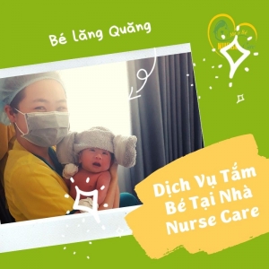 Các điều dưỡng viên của Nurse Care tiến hành dịch vụ tắm tại nhà cho Bé Lăng Quăng. 